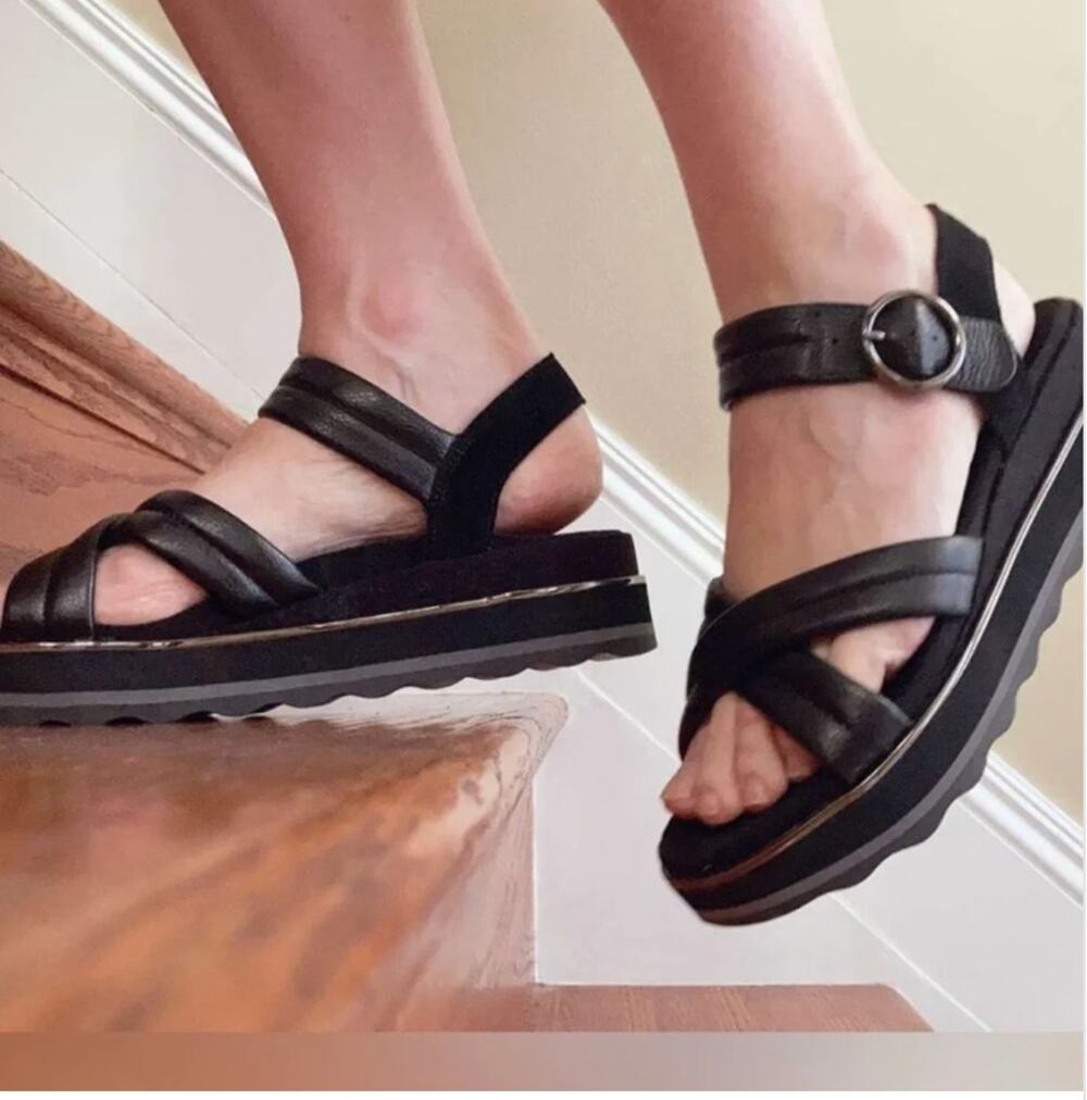 Vionic Reyna Slide Platform Chunky Sandals Black Y2K Arch Support Size 8